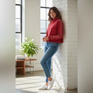 adidas Women's Sport ID Velour Funnel-Neck‎ Cropped Top size medium